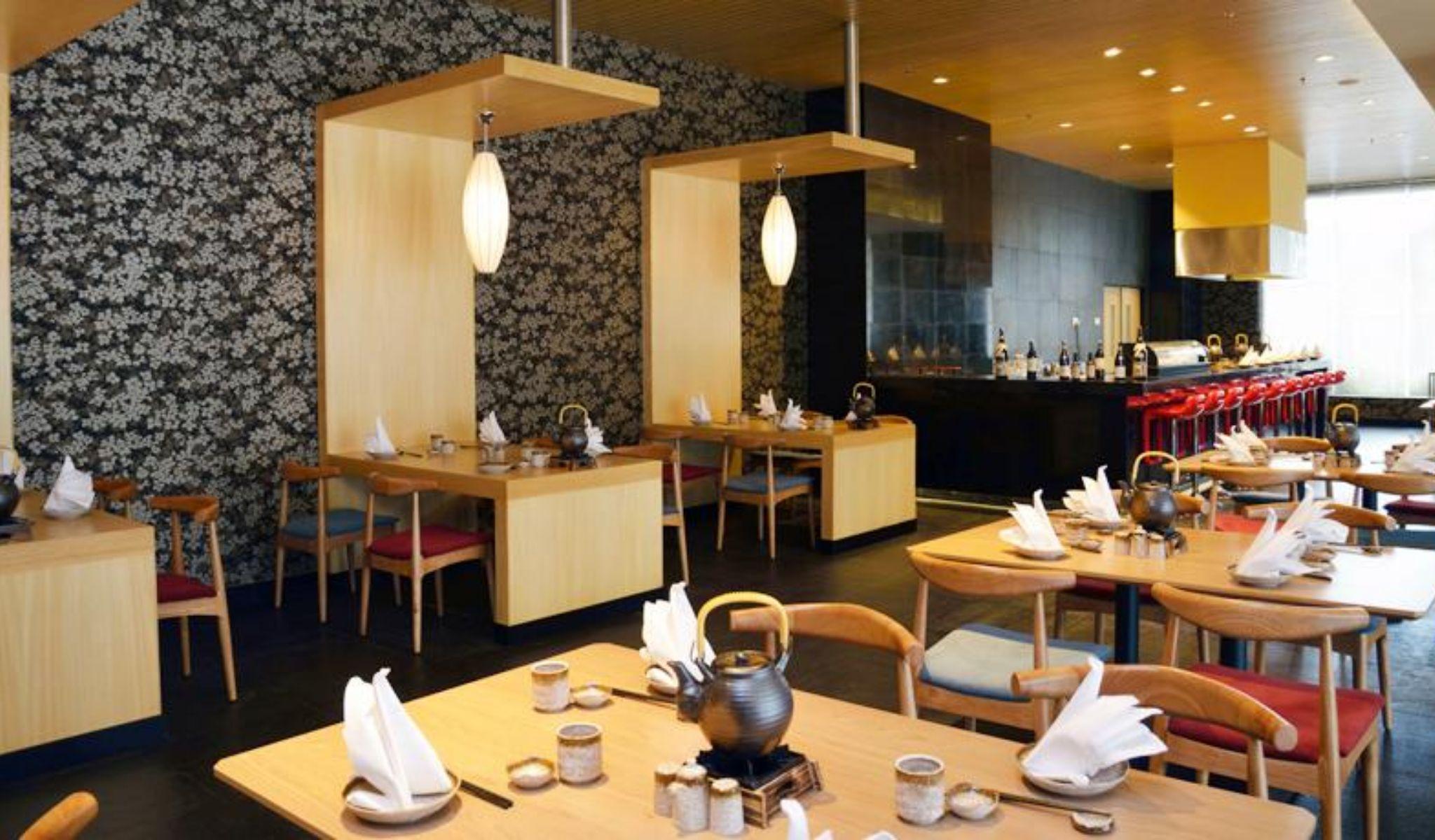 槟城丽昇豪华套房 峇六拜 外观 照片 Interior of a restaurant