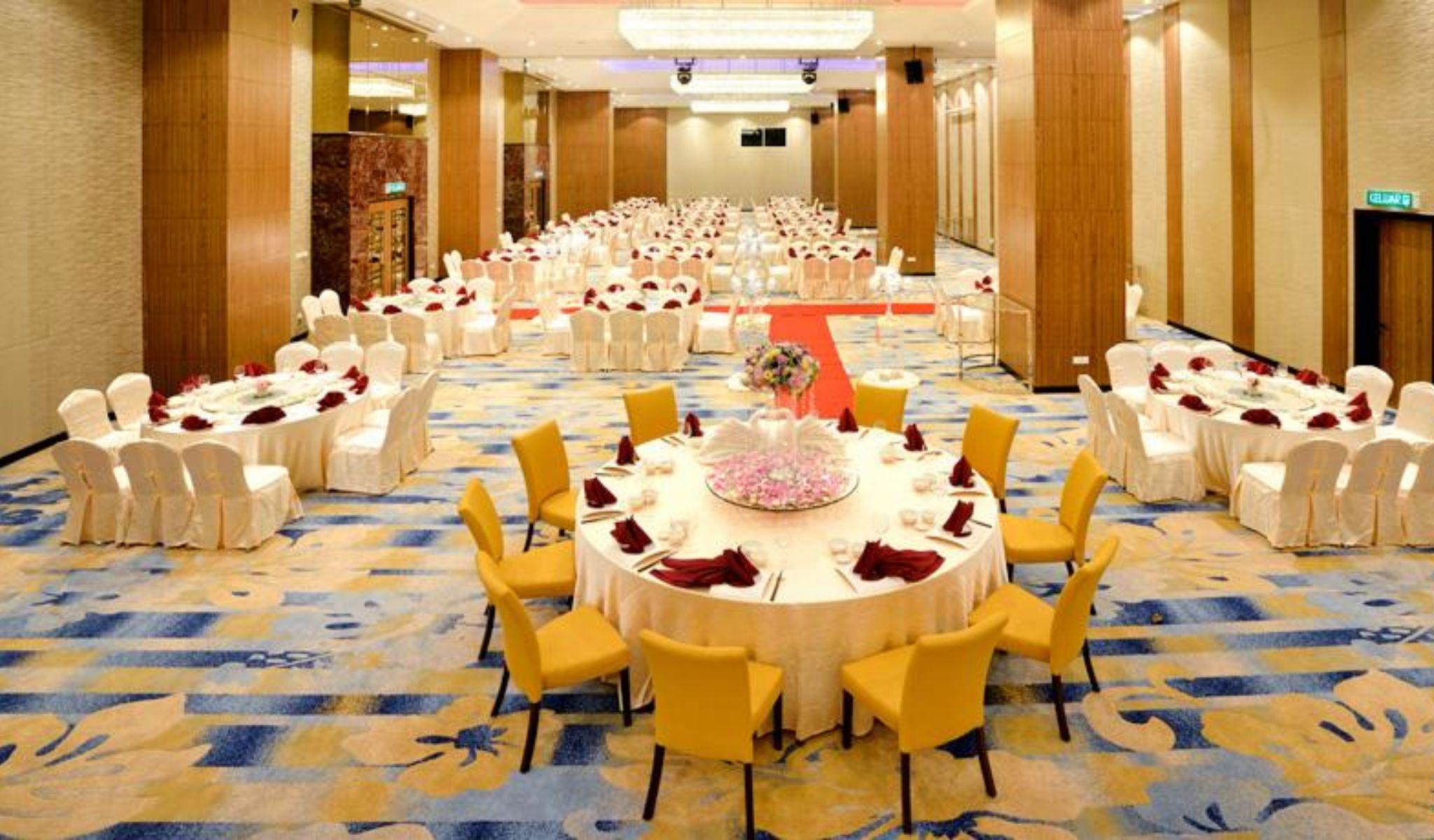 槟城丽昇豪华套房 峇六拜 外观 照片 The Grand Ballroom