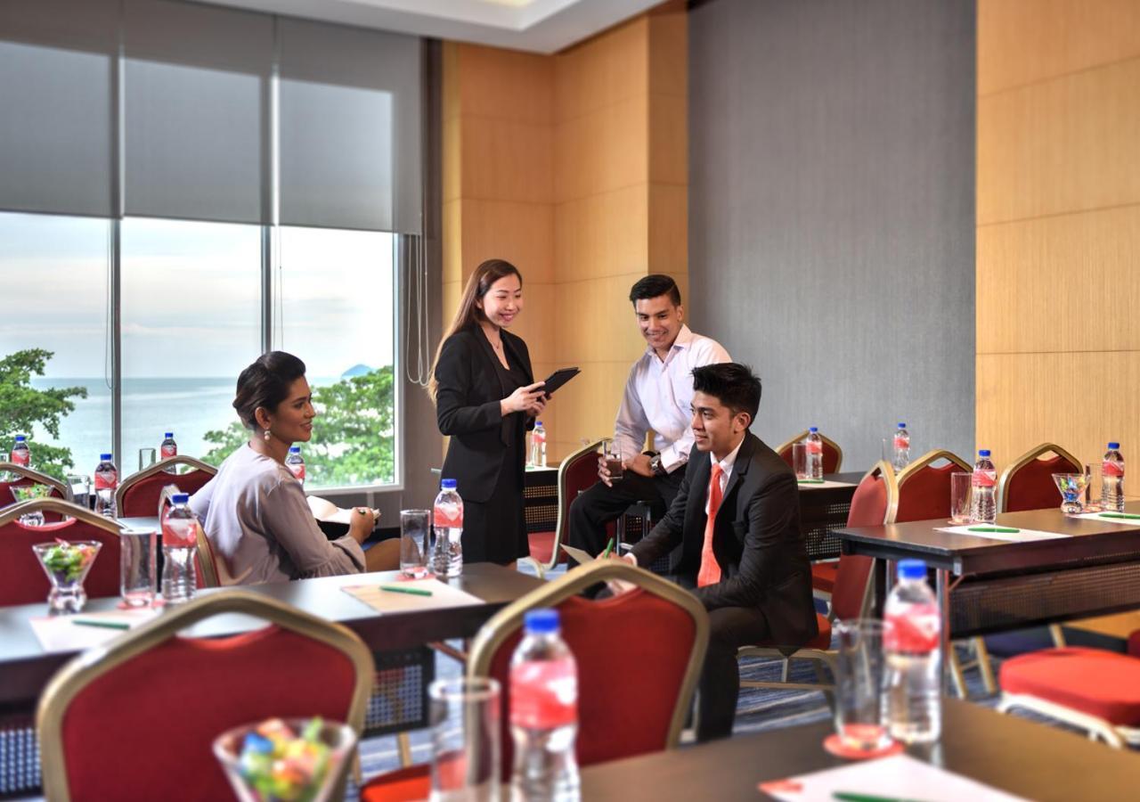 槟城丽昇豪华套房 峇六拜 外观 照片 Meeting room