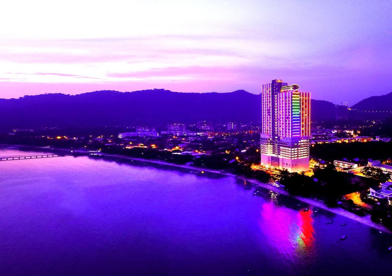 槟城丽昇豪华套房 峇六拜 外观 照片 The Bertam River